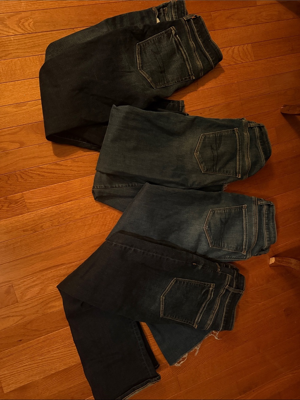 4 American Eagle Jeans size 6 x-short
